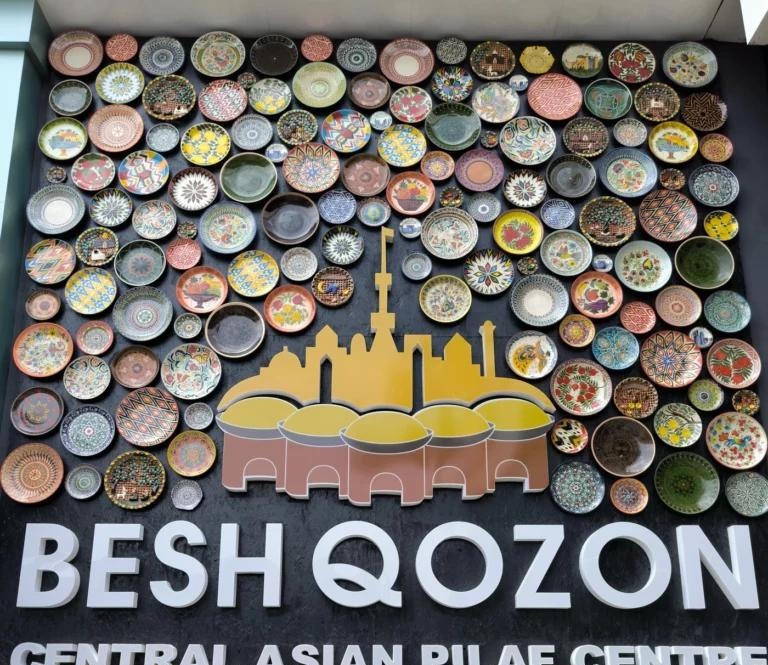 Besh Qozon - Facciata con Piatti Tradizionali