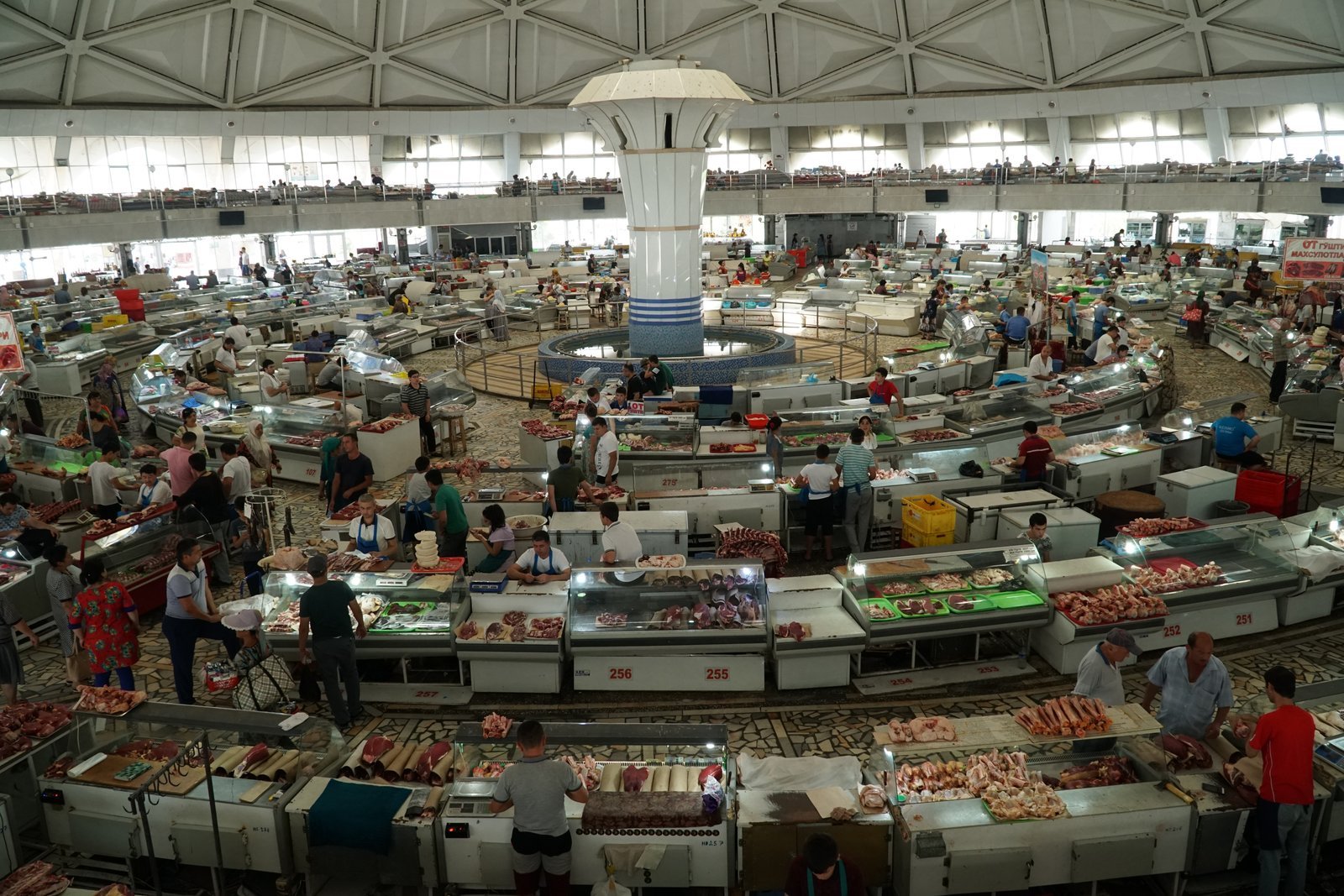 Bazar Chorsu Tashkent - Cupola Storica e Mercato Coperto